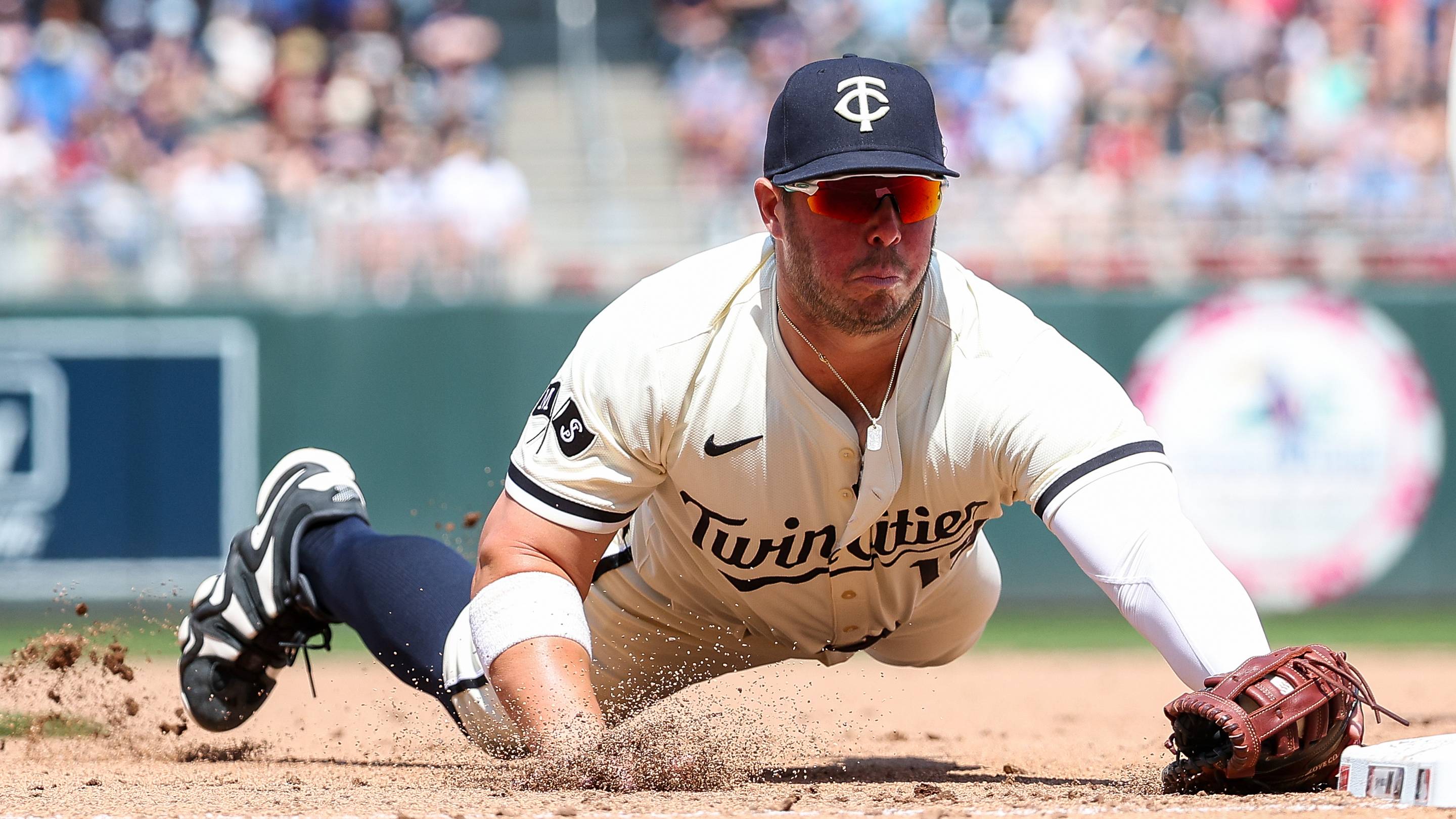 Twins have an intriguing reunion option in Ty France — Puckett's Pond (Twins), Arlington Sports news