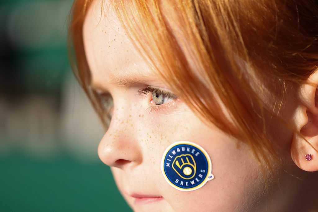 GALLERY: The 2026 World Series — WISN 12 Milwaukee, Arlington Arts news