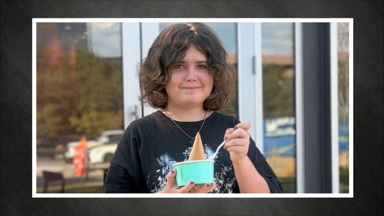 Have you seen Natalie Armstrong? Missing 13-year-old may have taken a DART train, mom says — WFAA (Dallas-Fort Worth)