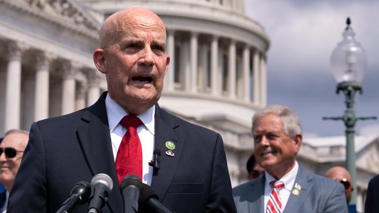 FBI arrests 17-year-old accused of plotting to assassinate a North Texas congressman — WFAA (Dallas-Fort Worth), Arlington Community news